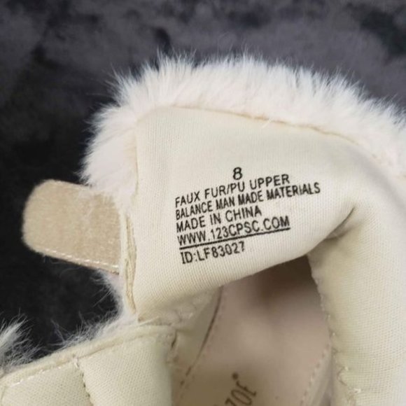 Maggie and Zoe Faux Fur Boots Girl Size 8 Rose Gold - Picture 8 of 10